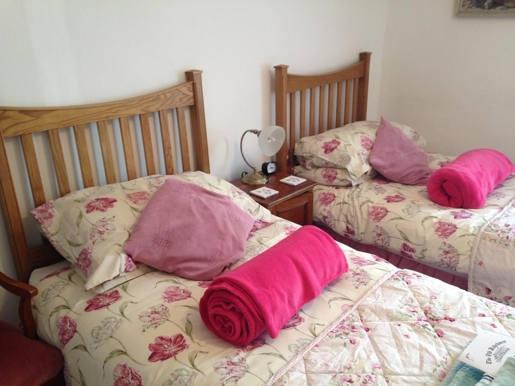 The Old Bakehouse Bed and Breakfast Colyton Esterno foto