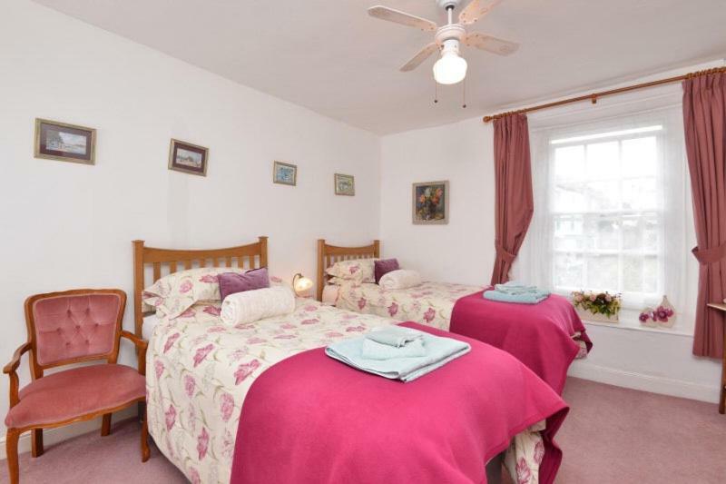 The Old Bakehouse Bed and Breakfast Colyton Esterno foto