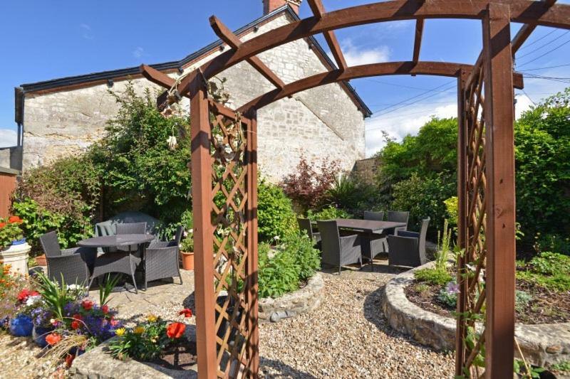 The Old Bakehouse Bed and Breakfast Colyton Esterno foto